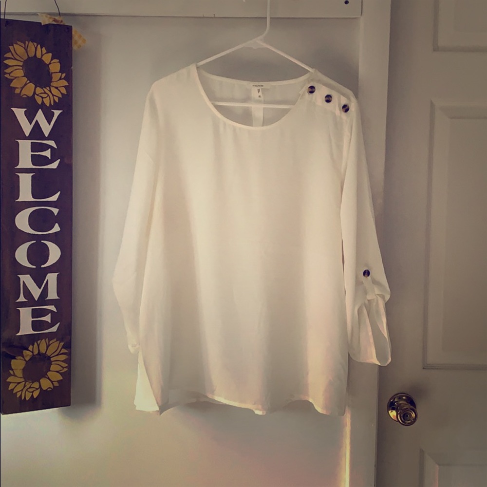 Off White Flowy Blouse